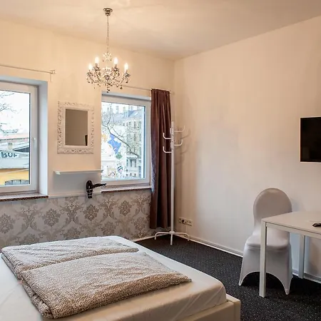 بيت شباب Hentschels Apartments *