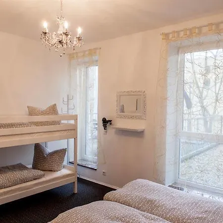 بيت شباب Hentschels Apartments *